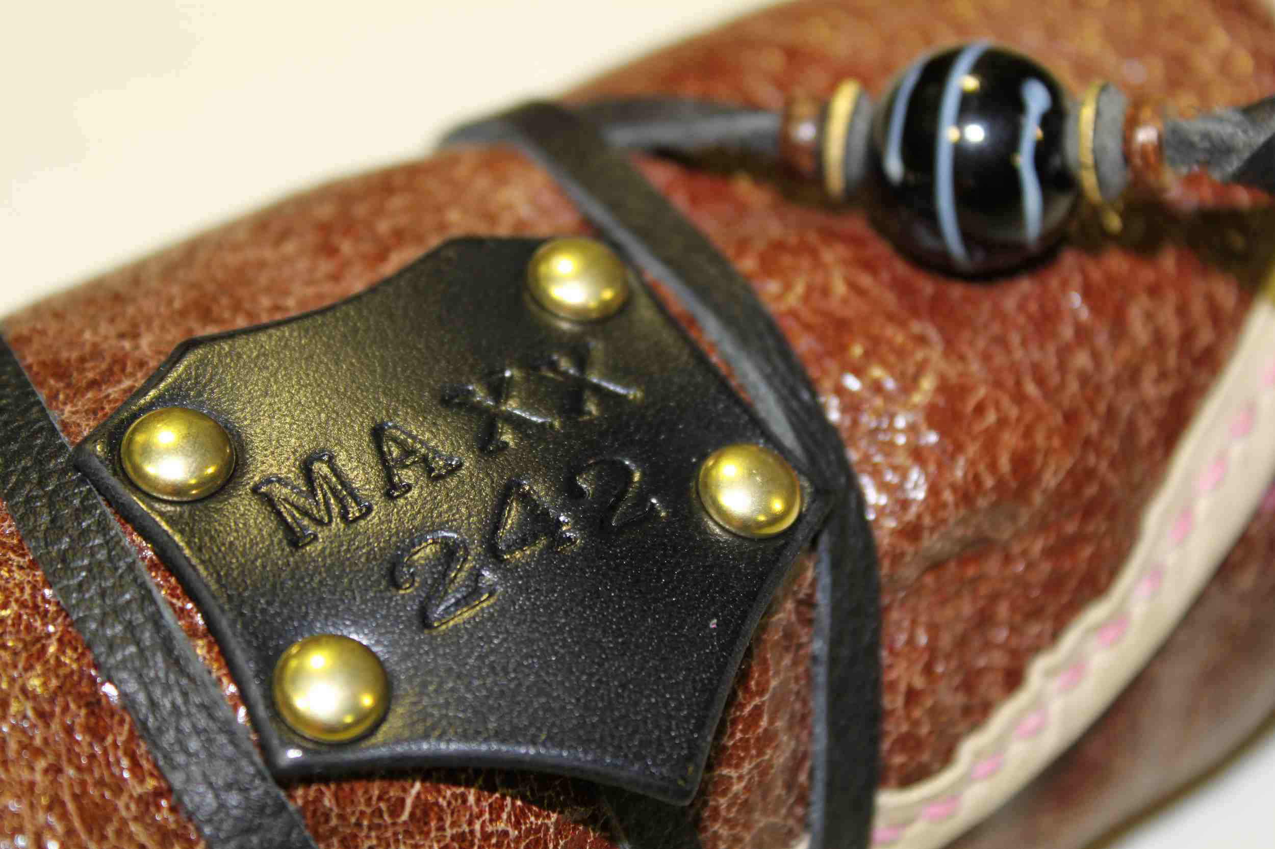 ロールペンケース　MAXX242