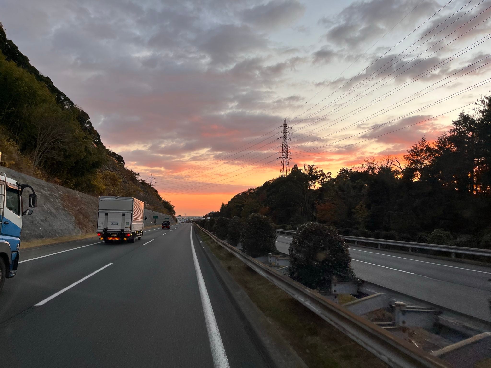 九州道の朝日