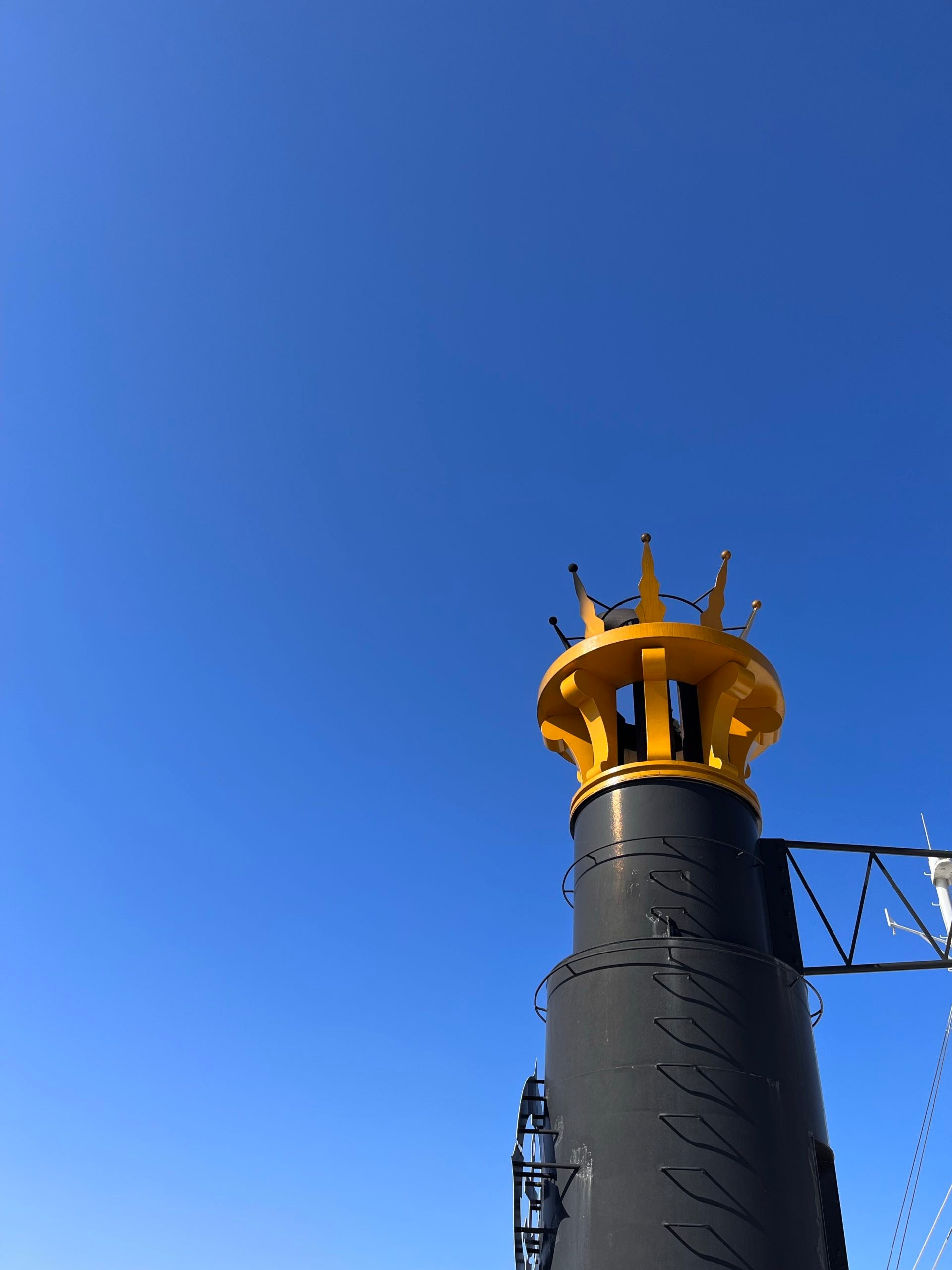 煙突と空